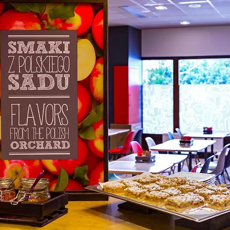 Ibis Centrum Hotel 3*