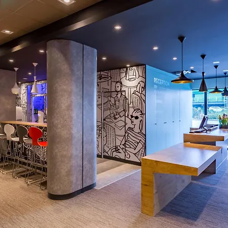Ibis Centrum 3*