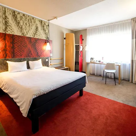 Готель Ibis Centrum 3*