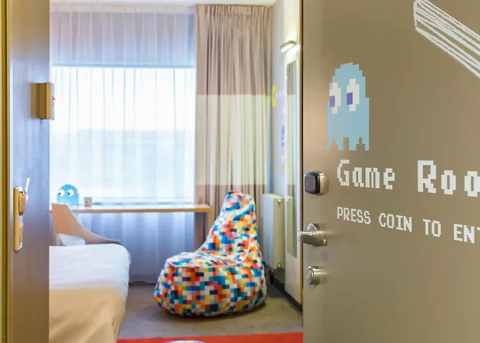 Ibis Centrum Hotel 3*